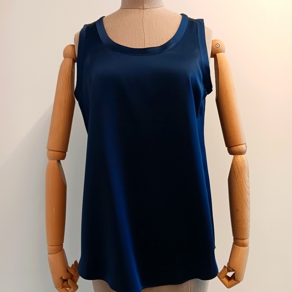 LAFAYETTE 148 NEW YORK Perla Luxe Reversible Silk Charmeuse Blouse - Blue